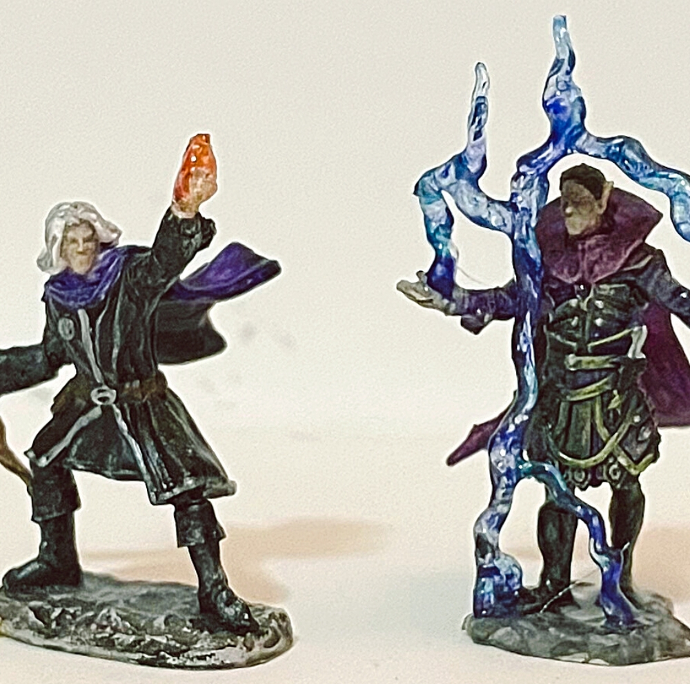 Painting miniature figurine